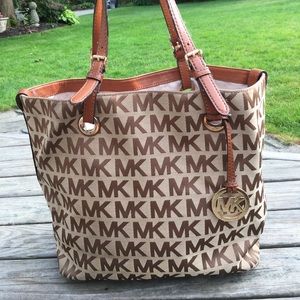 Michael Kors Tote